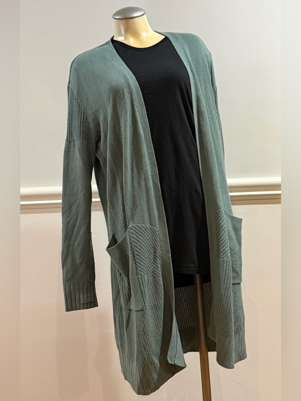 Lululemon Athletica Long Open Front Woman Large Cardigan Sweater Sage Green